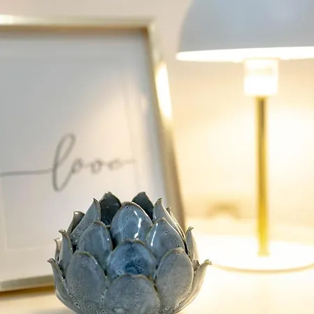 Mariana & Ganivet - Hostatel